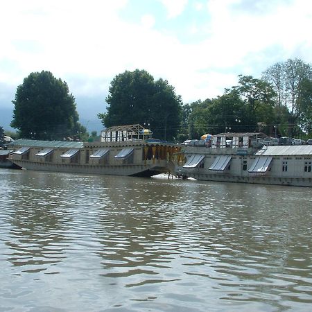 The Shelter Group Of Houseboats & Tour Organiser Srīnagar Eksteriør billede